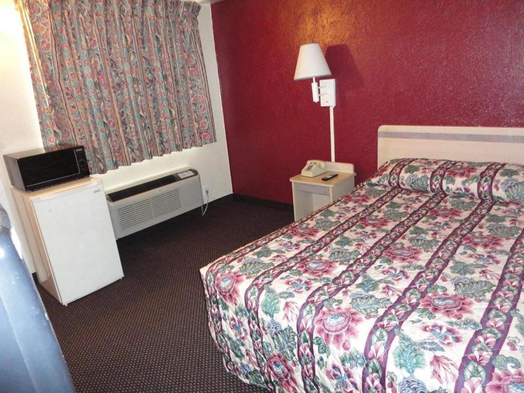 Americas Best Value Inn Battle Creek Habitación foto