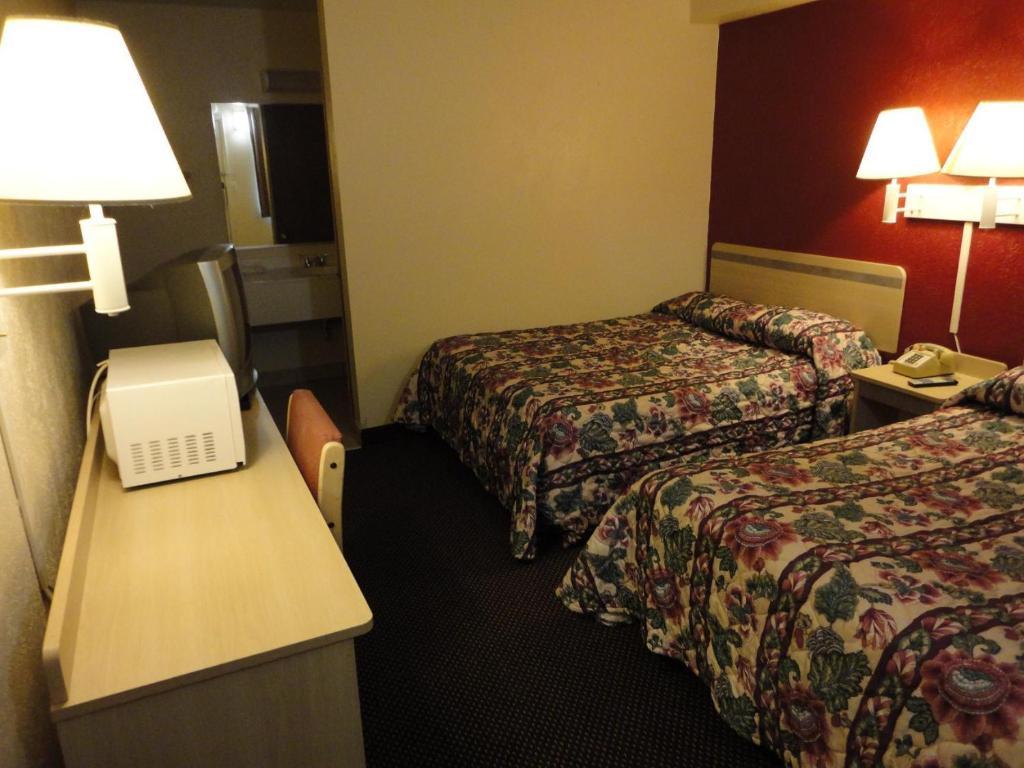 Americas Best Value Inn Battle Creek Habitación foto